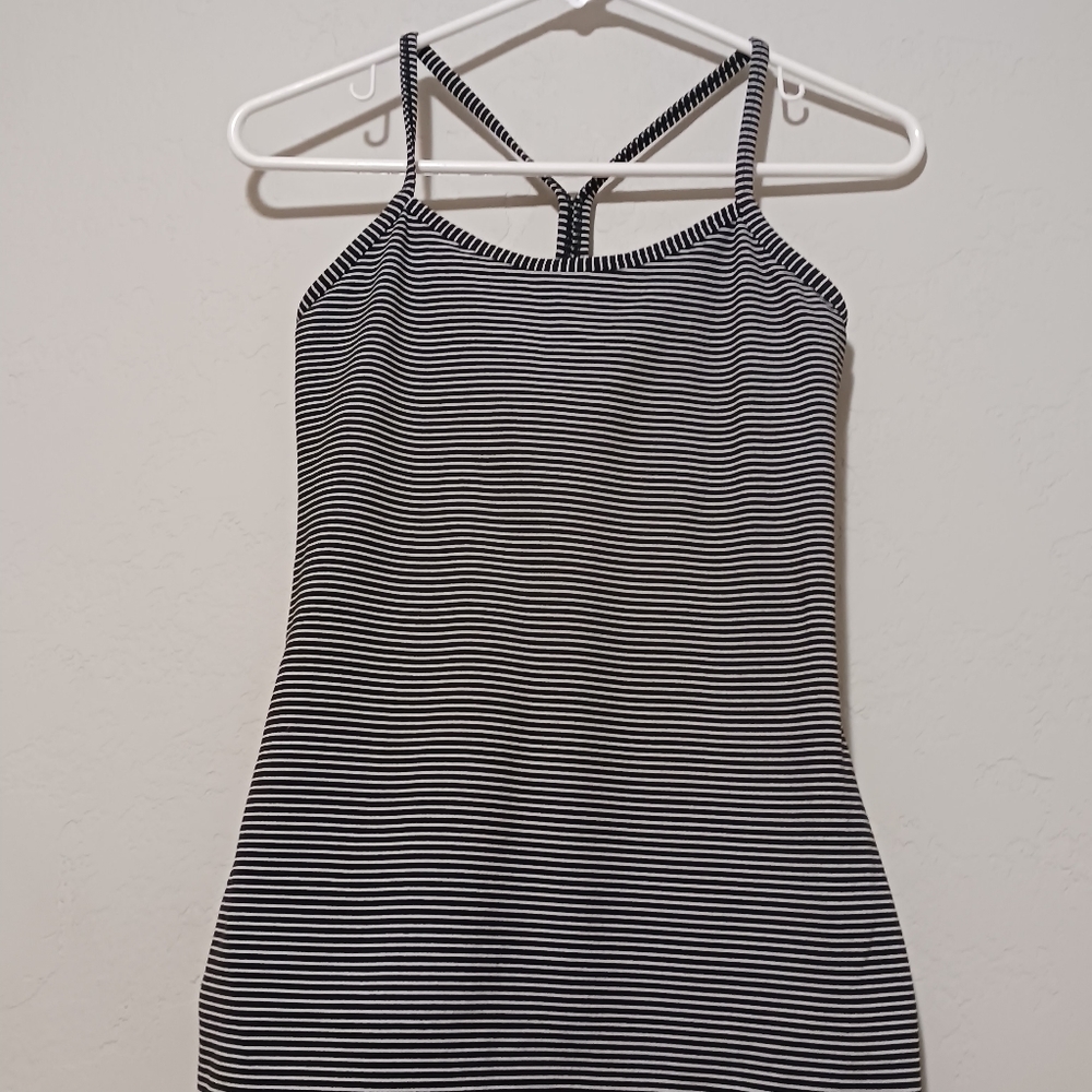 Lululemon Athletica Tops, Sz 6, Black- White
